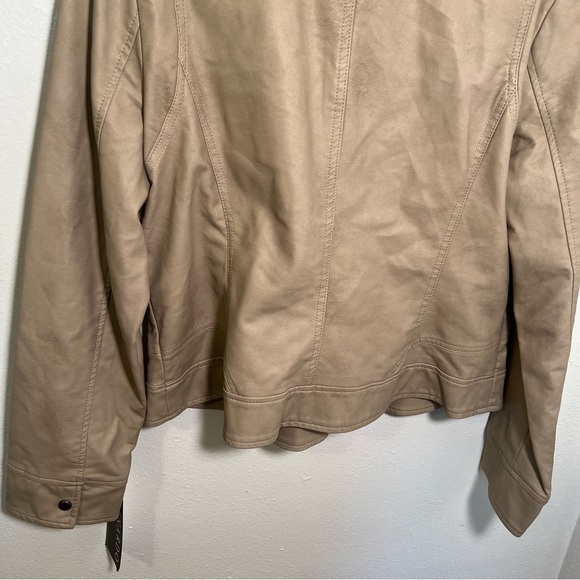 Bernardo Faux Leather Jacket Soft Wheat - Picture 10 of 12